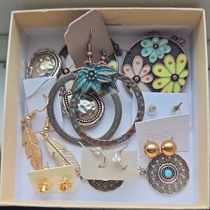 Boho Earrings NWT. 8 Pairs